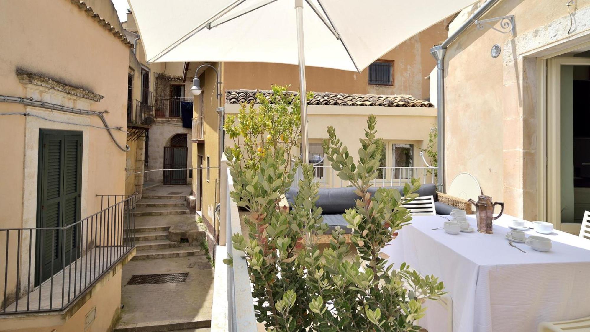 Domus Sbircio Modica Apartman Kültér fotó