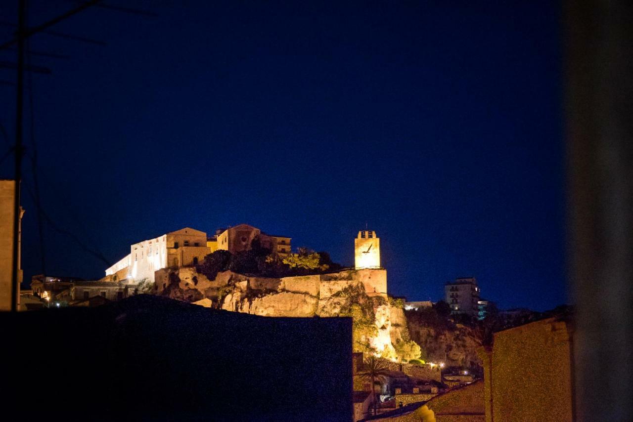 Domus Sbircio Modica Apartman Kültér fotó